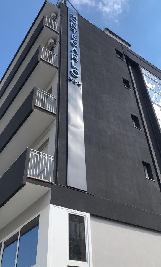 Hotel B&B Montecarlo Μιλάνο Μαριτίμα Εξωτερικό φωτογραφία