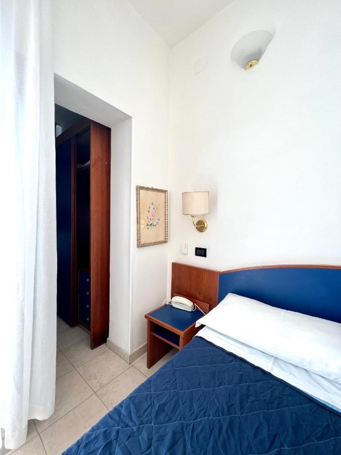 Hotel B&B Montecarlo Μιλάνο Μαριτίμα Εξωτερικό φωτογραφία
