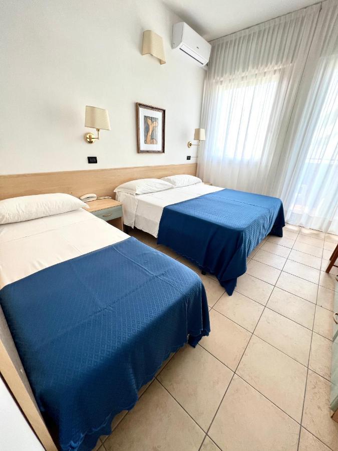 Hotel B&B Montecarlo Μιλάνο Μαριτίμα Εξωτερικό φωτογραφία