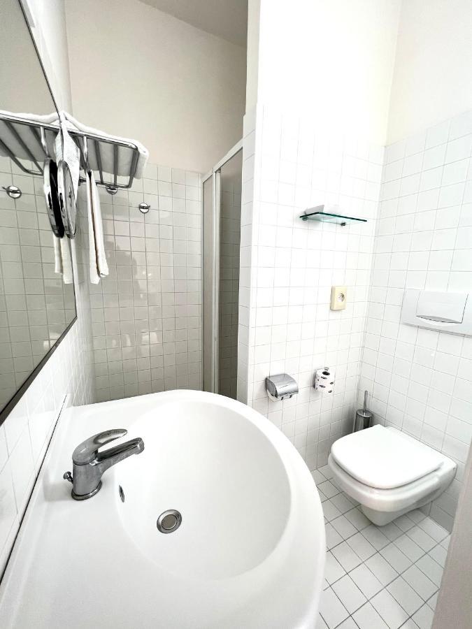 Hotel B&B Montecarlo Μιλάνο Μαριτίμα Εξωτερικό φωτογραφία