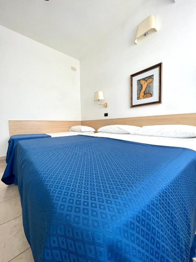 Hotel B&B Montecarlo Μιλάνο Μαριτίμα Εξωτερικό φωτογραφία