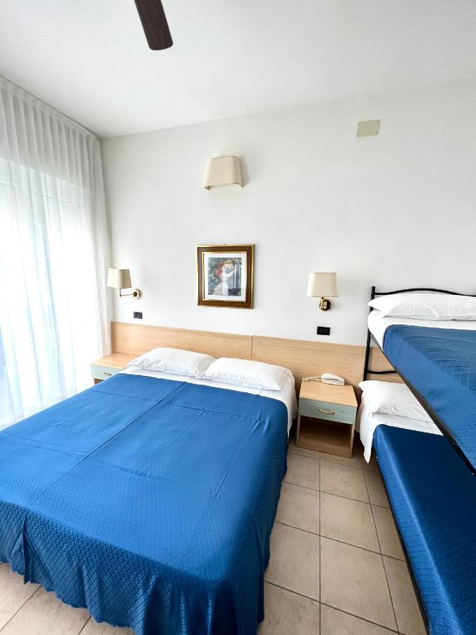 Hotel B&B Montecarlo Μιλάνο Μαριτίμα Εξωτερικό φωτογραφία