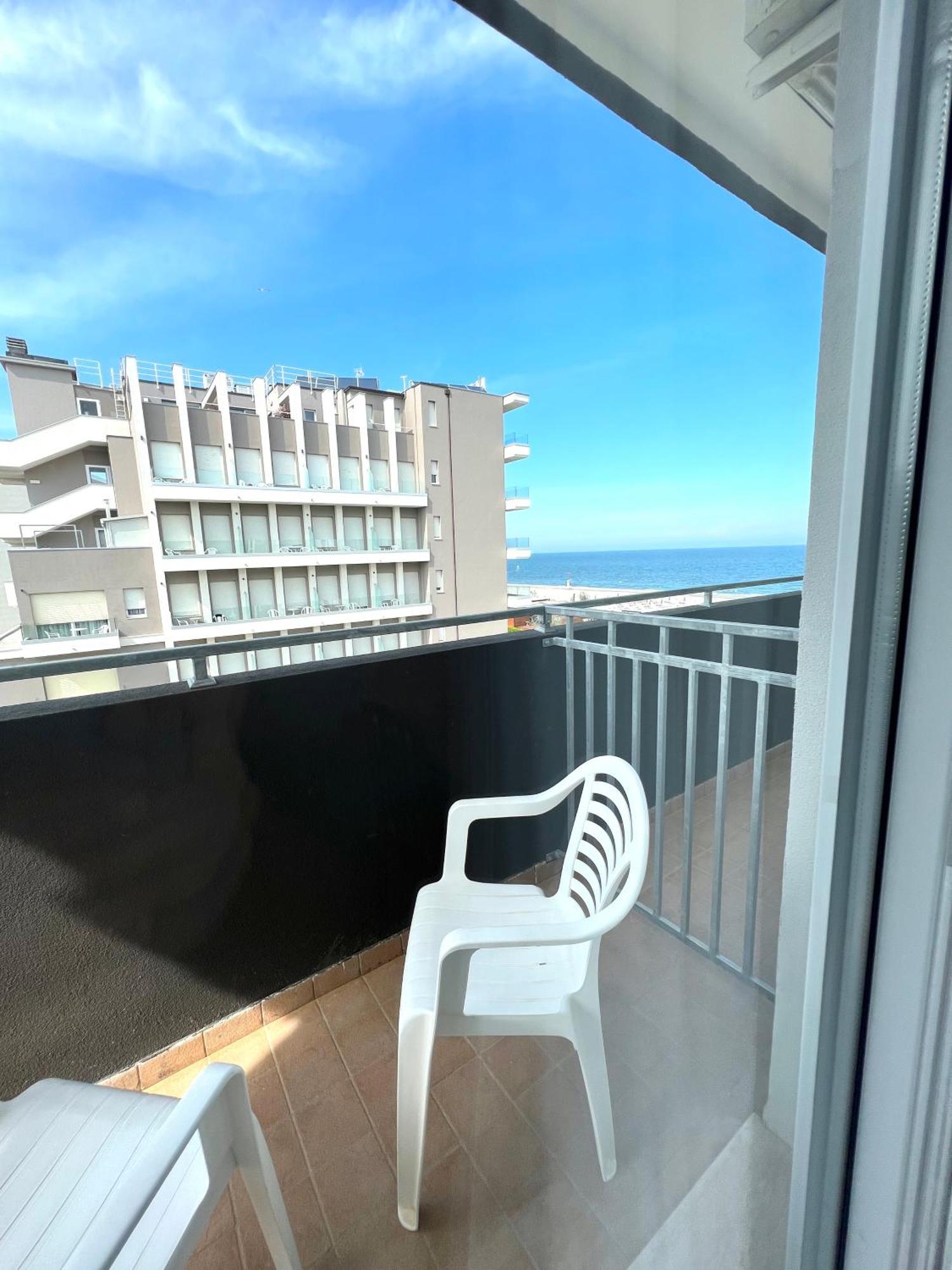 Hotel B&B Montecarlo Μιλάνο Μαριτίμα Εξωτερικό φωτογραφία