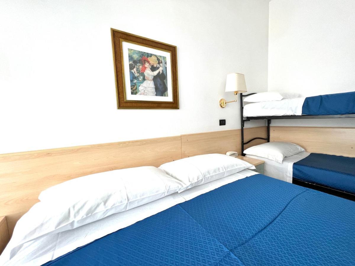 Hotel B&B Montecarlo Μιλάνο Μαριτίμα Εξωτερικό φωτογραφία