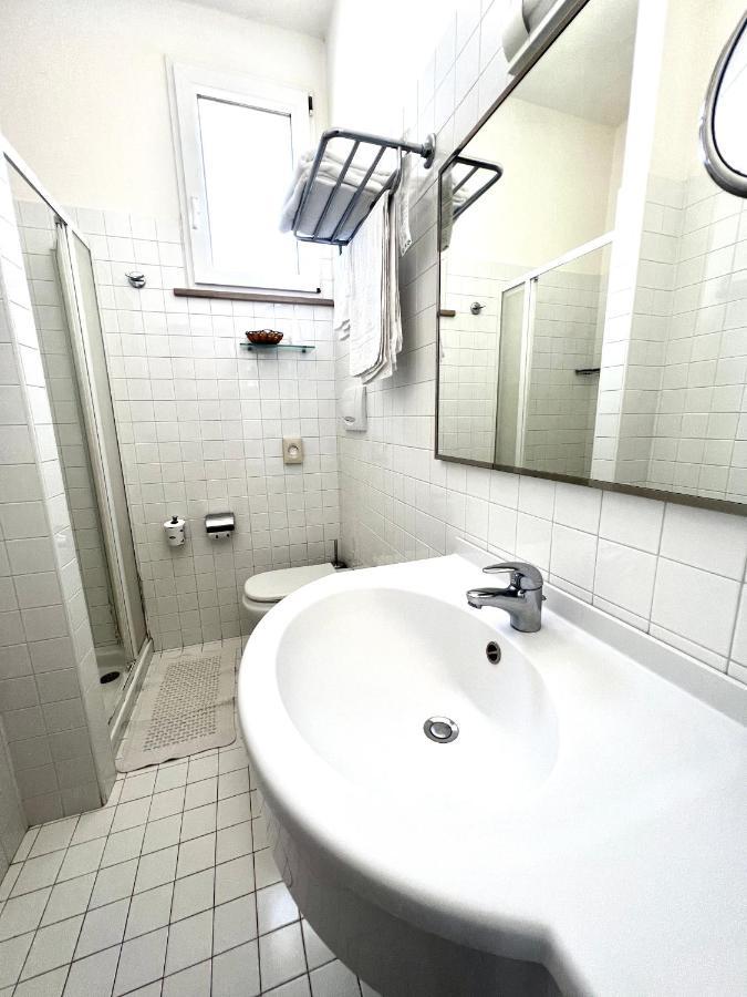 Hotel B&B Montecarlo Μιλάνο Μαριτίμα Εξωτερικό φωτογραφία