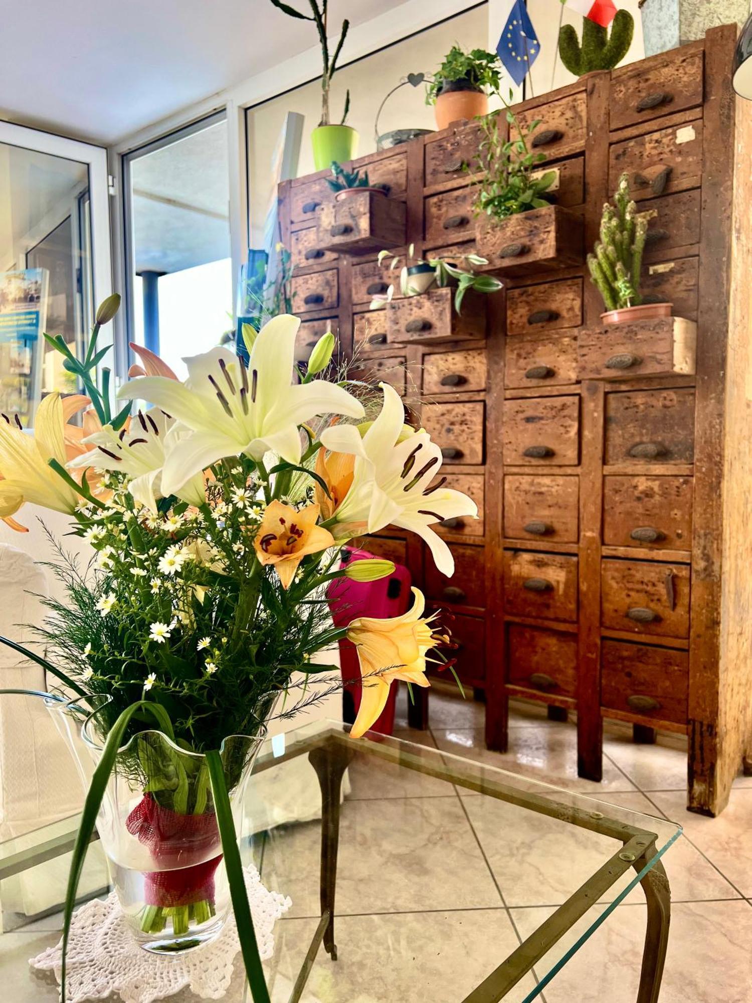 Hotel B&B Montecarlo Μιλάνο Μαριτίμα Εξωτερικό φωτογραφία